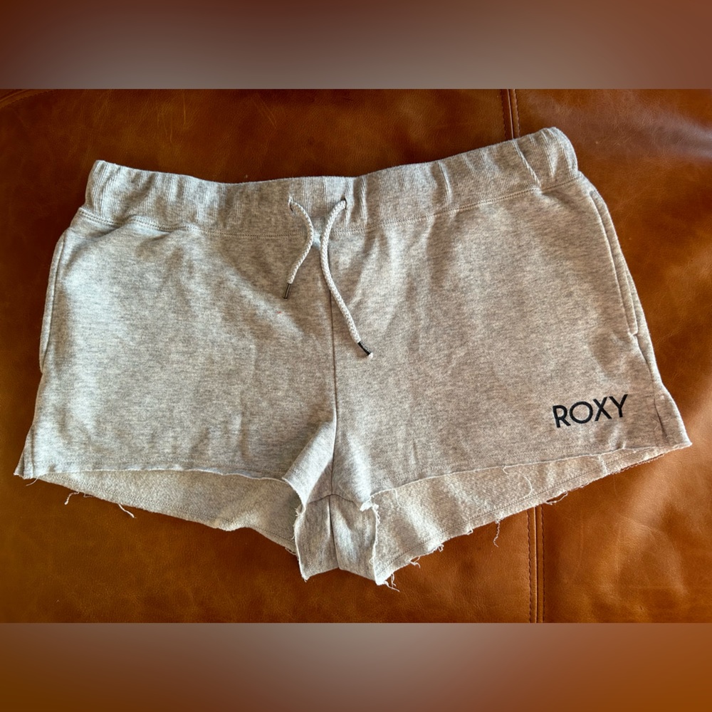 Roxy ladies grey sweat pant shorts size XL